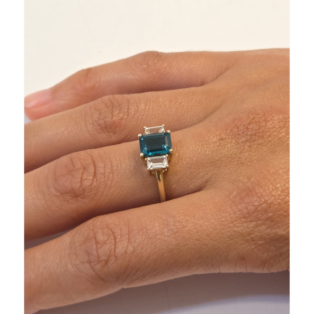 Stunning 10k Yellow Gold Emerald & White Sapphire Samuel Aaron THL Ring Size 7